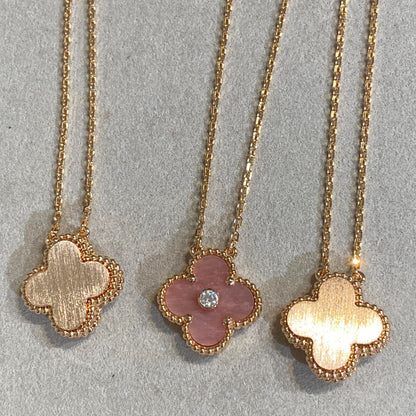 Clover Necklace w/ Diamond cut