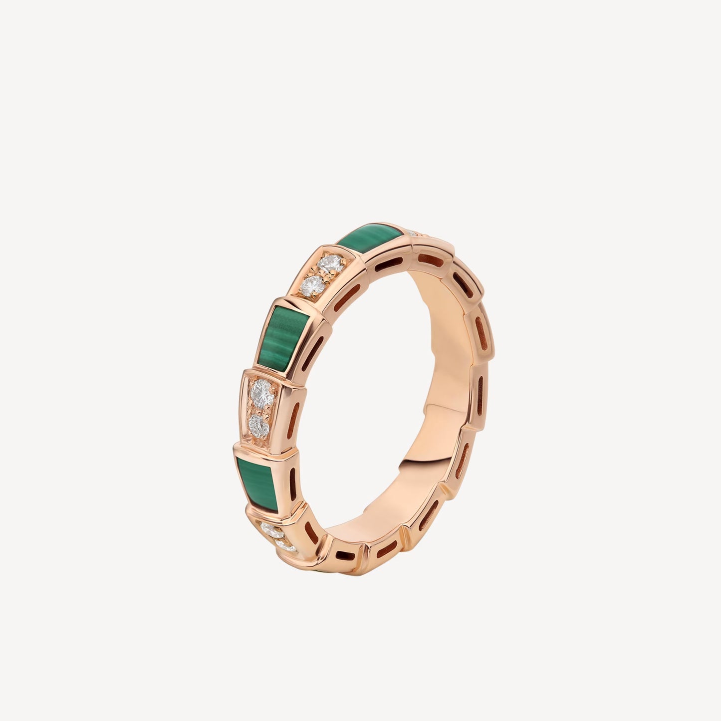 Serpenti Ring w/ Diamond Cut