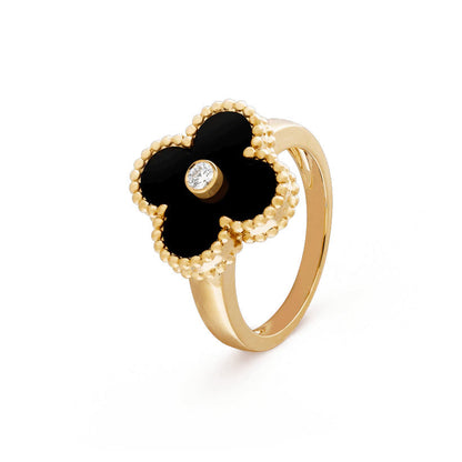 Gold Clover Onyx Ring w/ Diamond cut